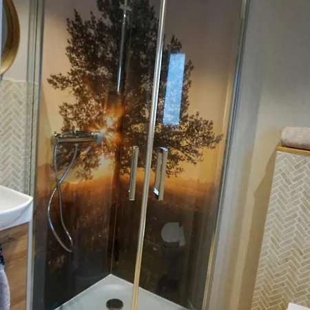 Luette Schnuck * سولتو